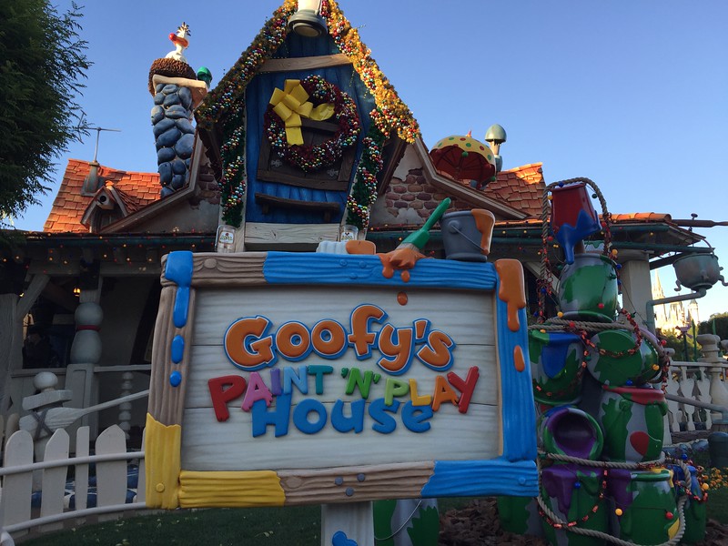 Goofy's Paint-n-Play House Goofy's Paint-n-Play House
