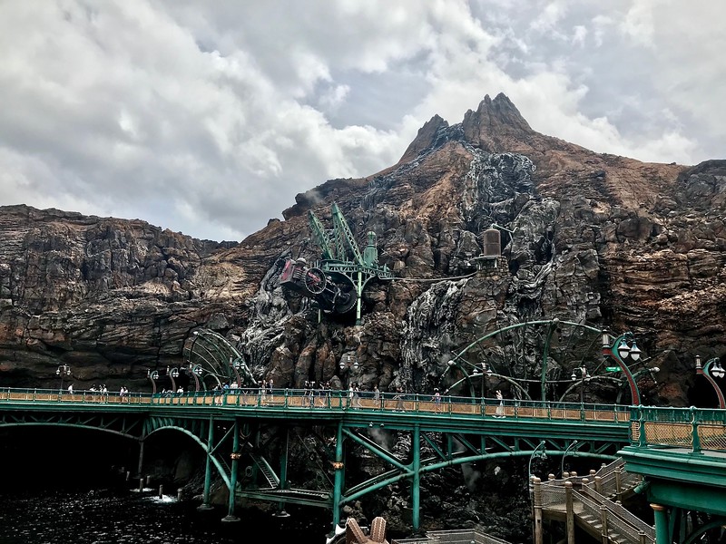 Inside the Mysterious Island Zone.