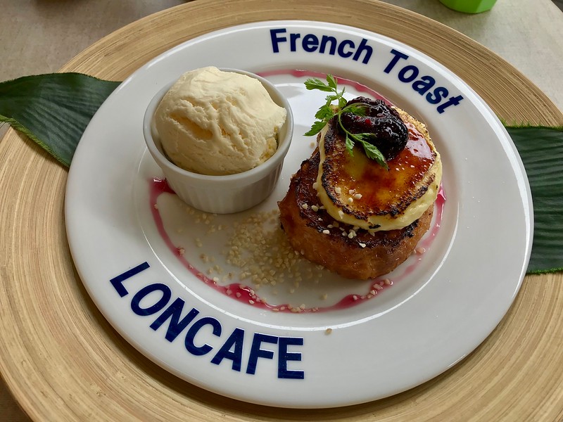 Creme brûlée French toast.