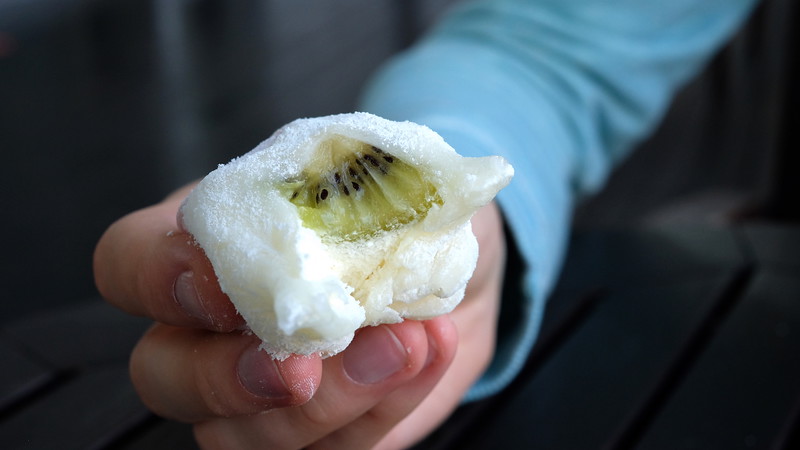 Cross-section of fruit daifuku.