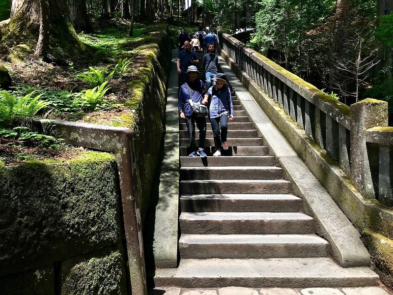 Climbing up to the Inner Shrine.