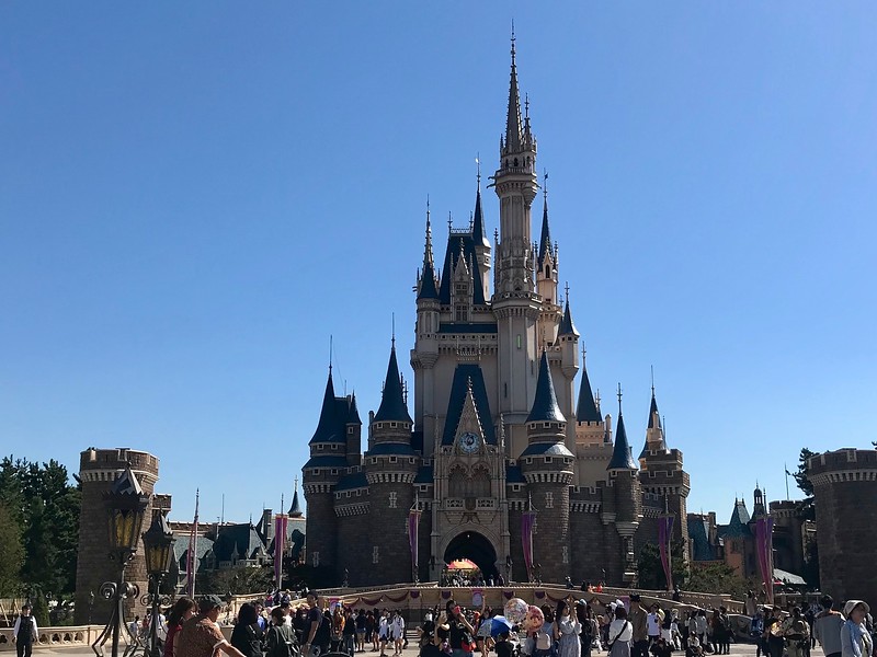 The view of Cinderella’s Castle from the central space.