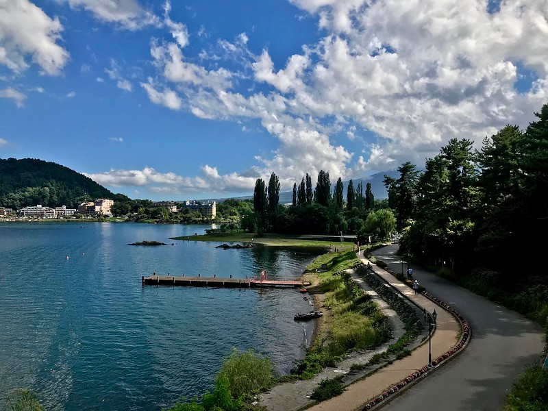 The shores of Lake Kawaguchiko.