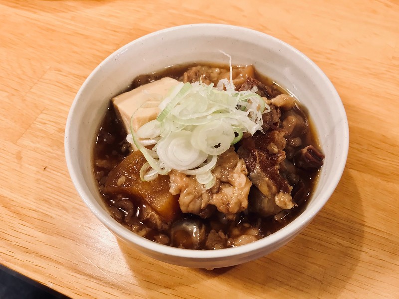 Gyusuji-nikomi with tofu and daikon.