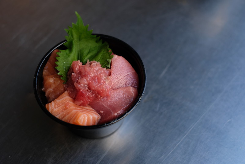 Salmon negitoro rice bowl from Maguroya Kurogin.