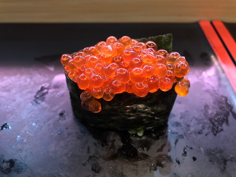 Salmon roe gunkan.