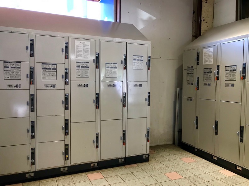 Coin-operated lockers at Gora Station.