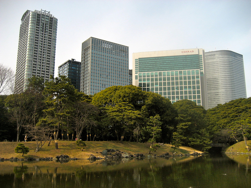 Shiodome seen from Hama-rikyu Garden