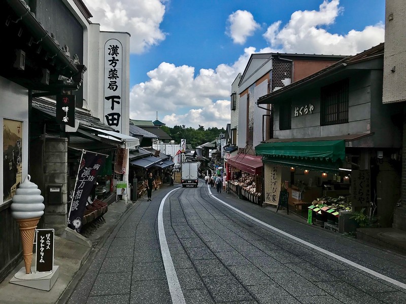 Soft-serve ice cream makes a great mid-afternoon snack.