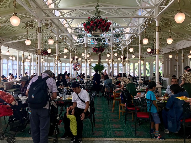 The interior of Crystal Palace Restaurant.