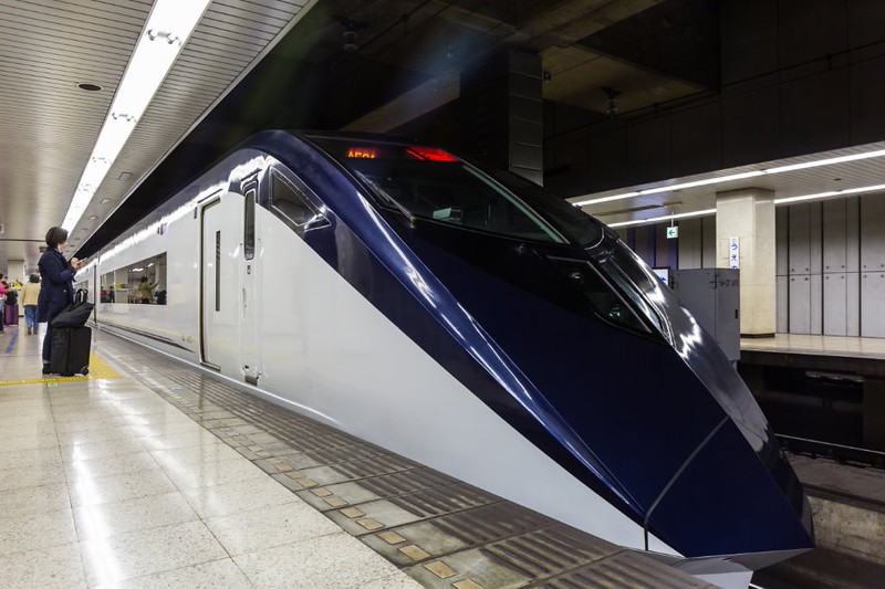 Keisei Skyliner waits for passengers at Ueno terminal to Narita international airport