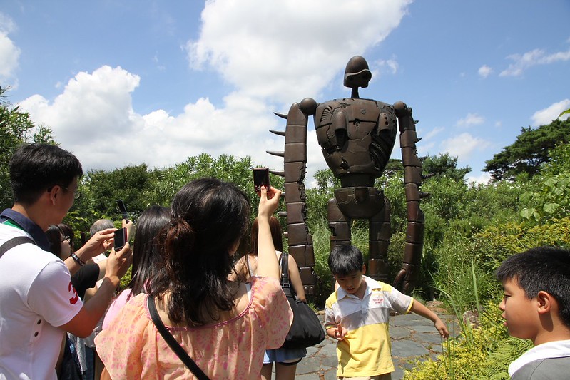 Castle in the Sky Robot statue, copyright bm.iphone