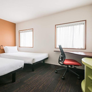 The b Tokyo Akasaka guest room