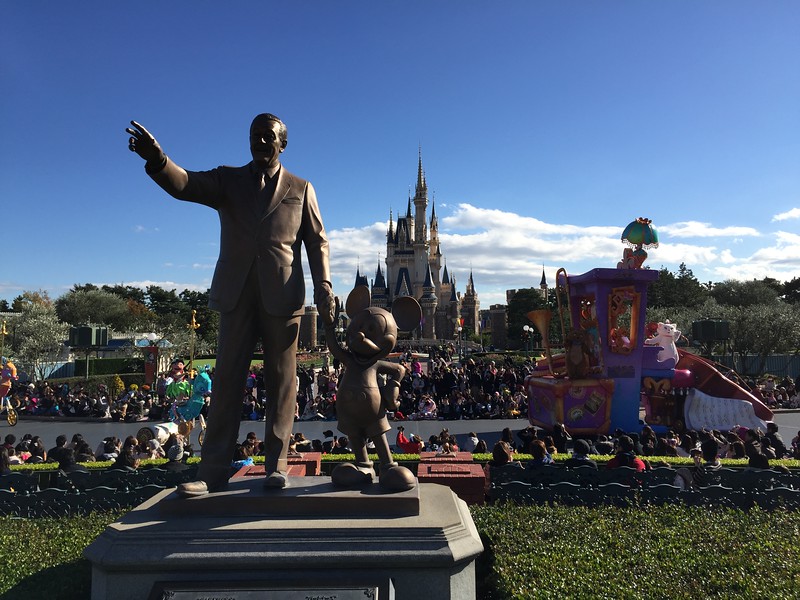 Walt and Mickey miss the parade Walt and Mickey miss the parade